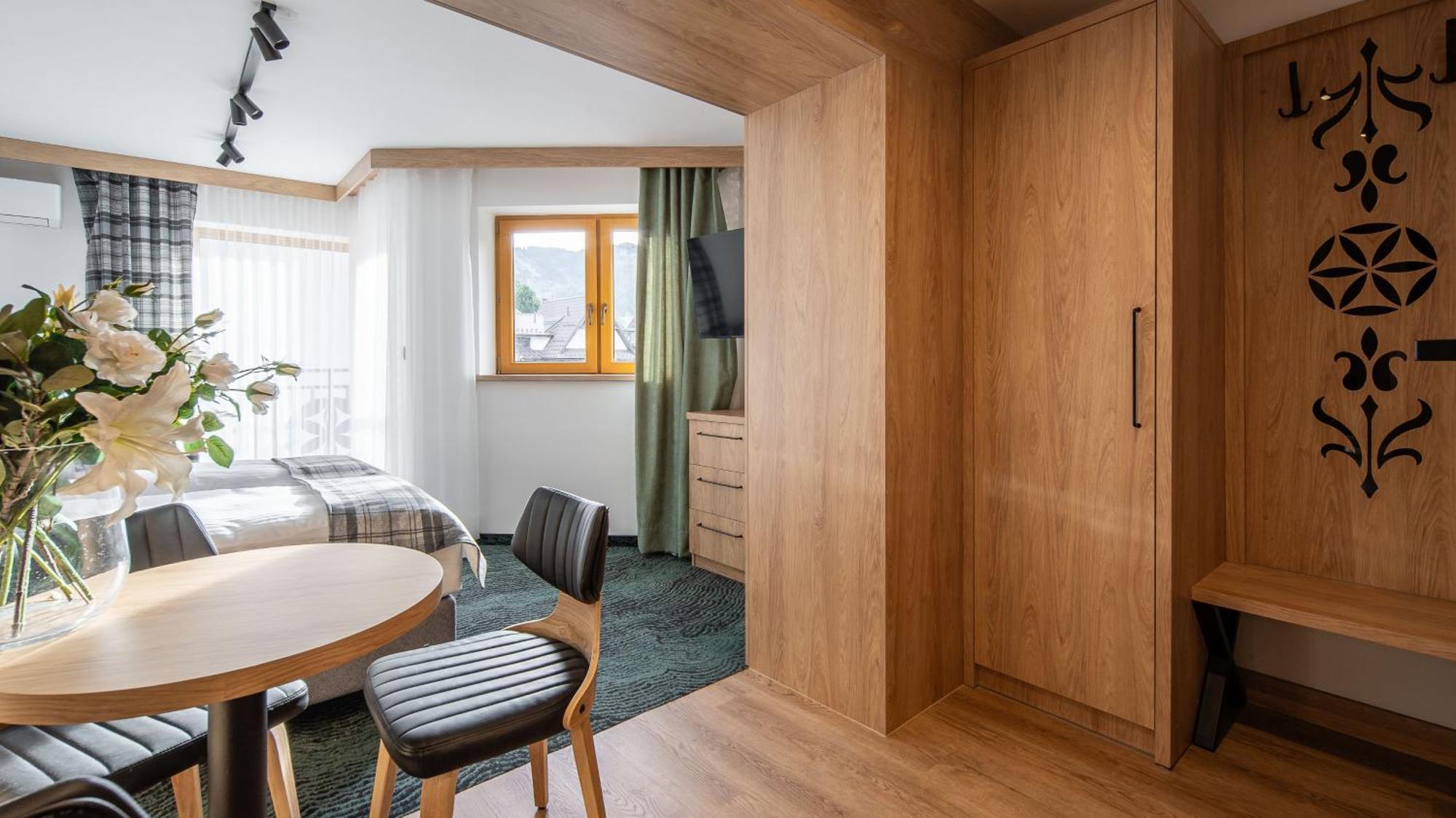 Aparthotel Delta Prime Zakopane Bagian luar foto